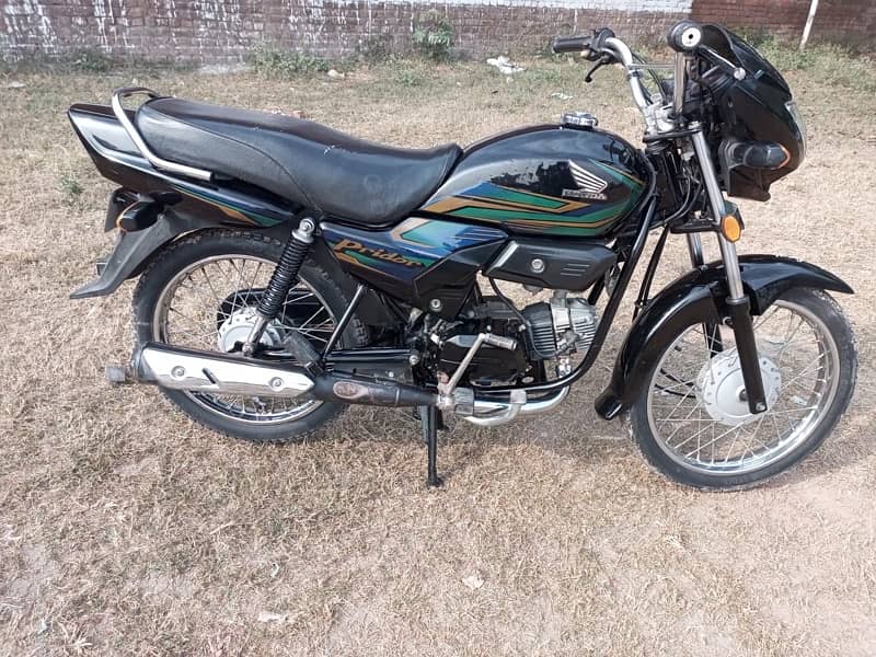 Honda pridor good condition 4