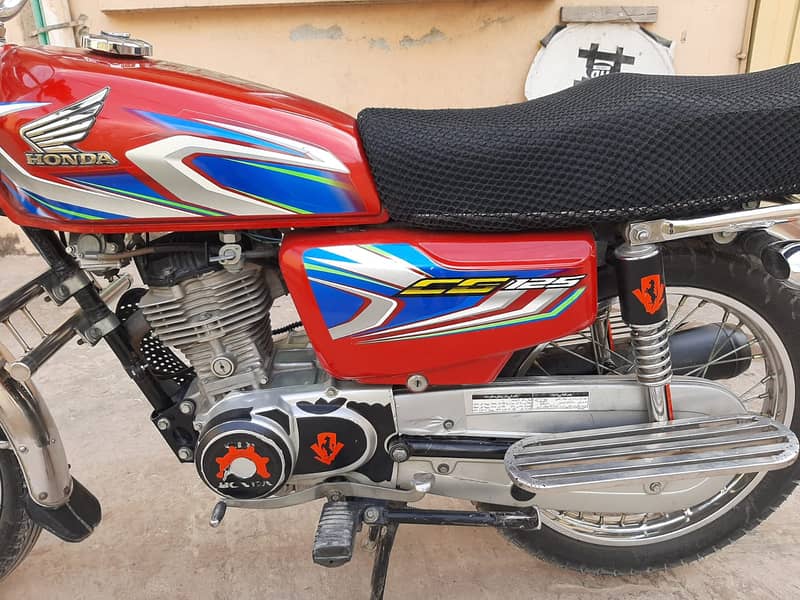 Honda CG 125 2022MODEL ISLAMABAD NUMBER 0