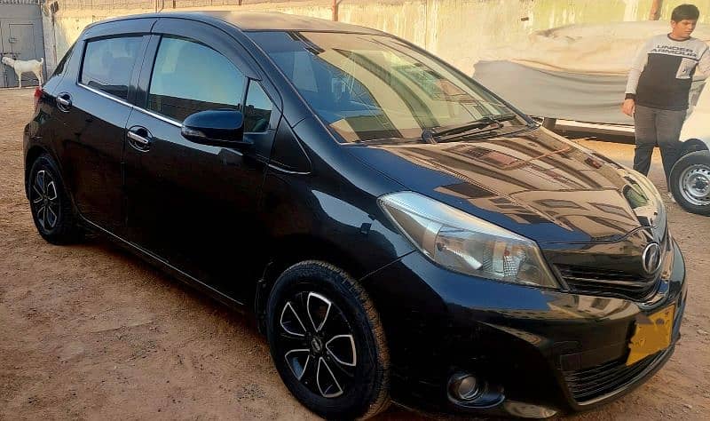 Toyota Vitz 2013 0