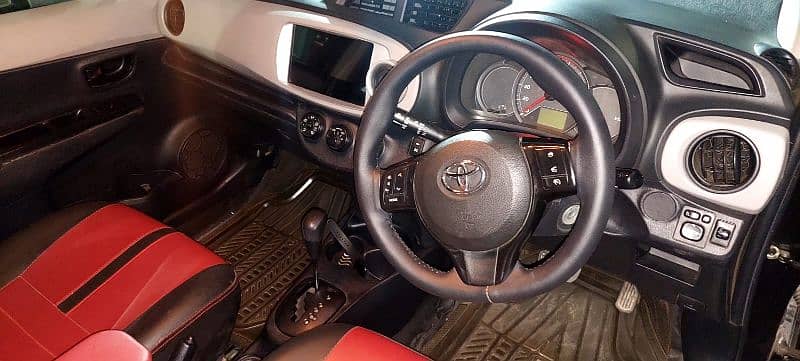 Toyota Vitz 2013 9