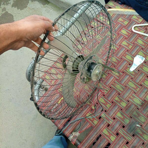 12 volt fan 1