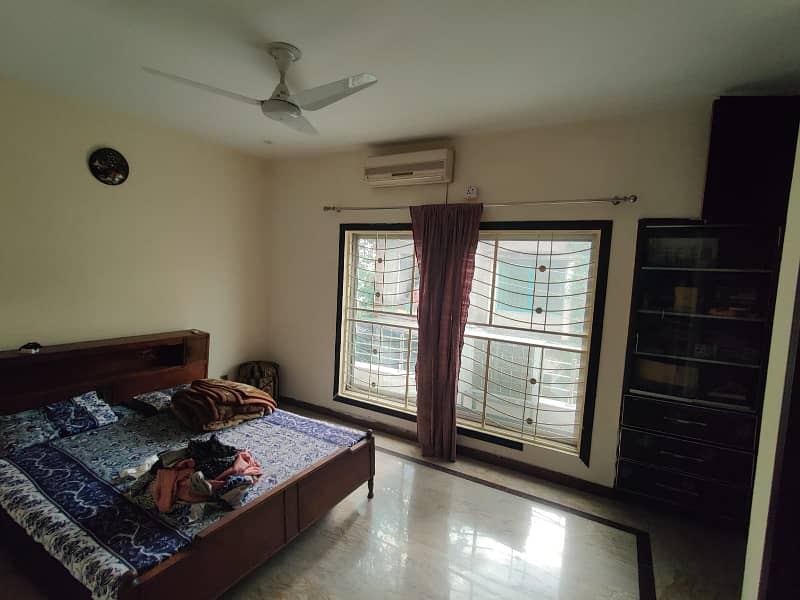 10 Marla House for Rent in Judicial Colony for Family and Silent office (Call center + Software house) 17