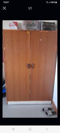 Cupboard/ wardrobe