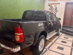 Toyota Hilux 2010 import 2014 Register 2015 lahore