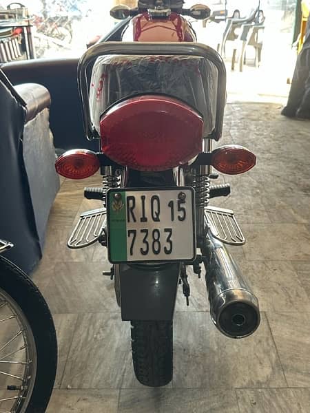 Honda 2015 Model Antique Bike 3