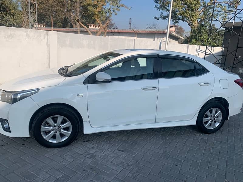 Toyota Altis Grande 2014 11