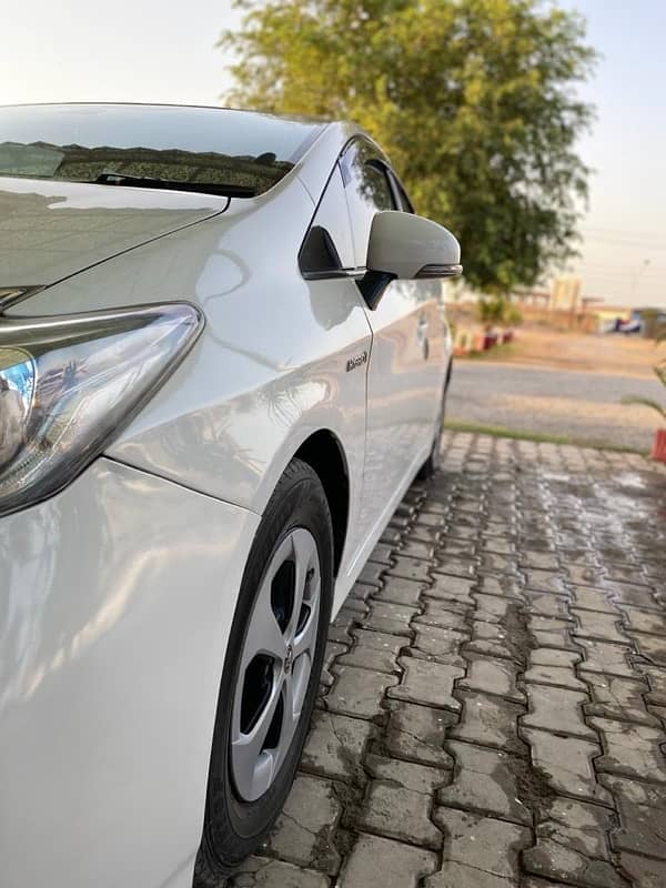 Toyota Prius 2013 8