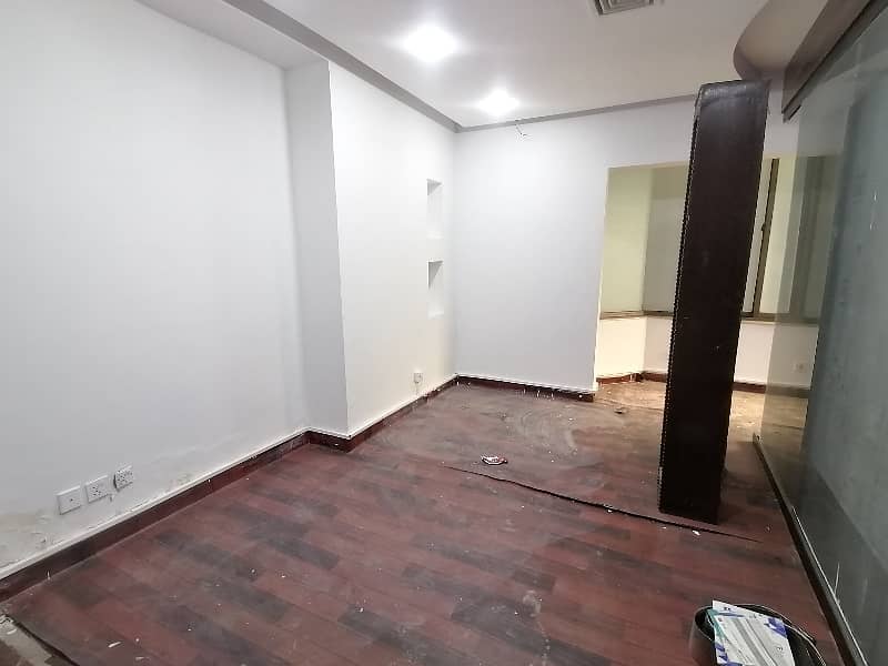 Office 1240 Square Feet For rent In Siddique Trade Center 11