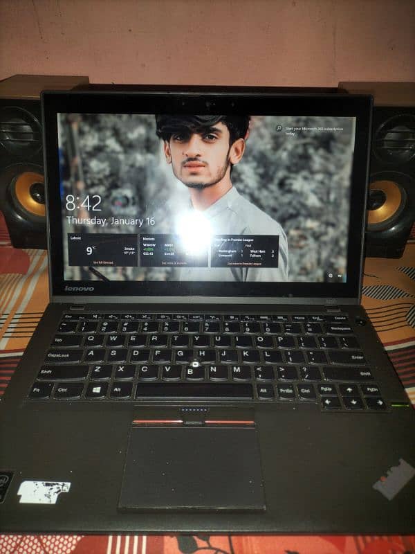 Lenovo i5 5th Touch screen 2