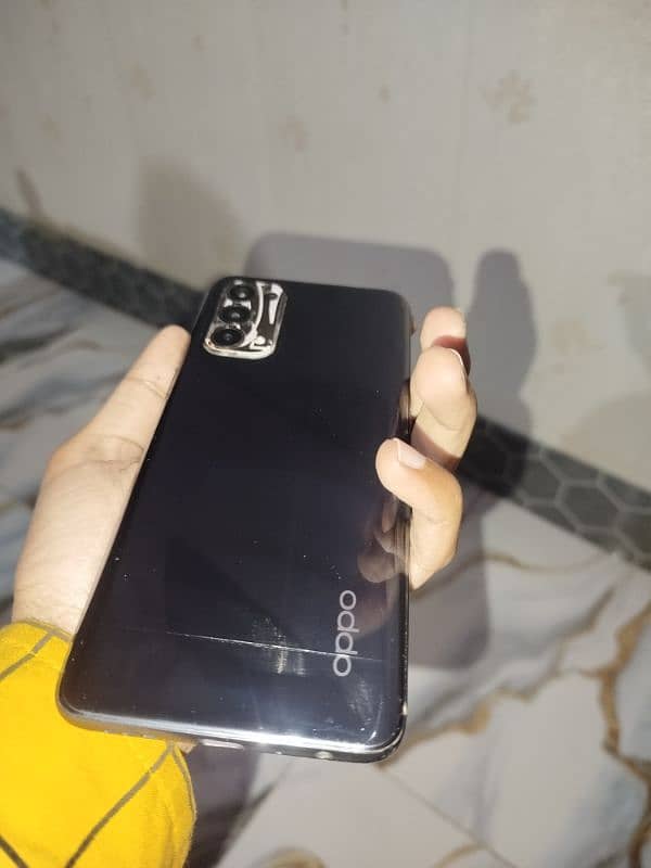 OPPO Reno 5 (8/128). 3