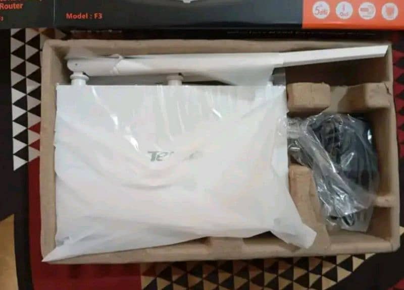 Tenda f3 wifi router 1