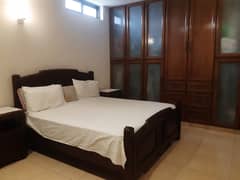 Fully Furnished ROOM FOR RENT