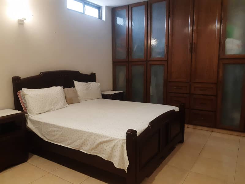 Fully Furnished ROOM FOR RENT 0