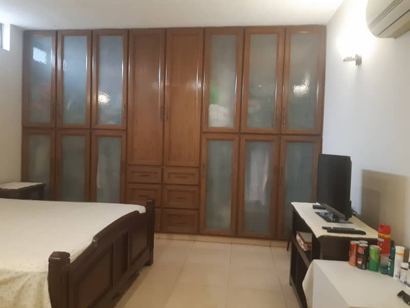 Fully Furnished ROOM FOR RENT 1