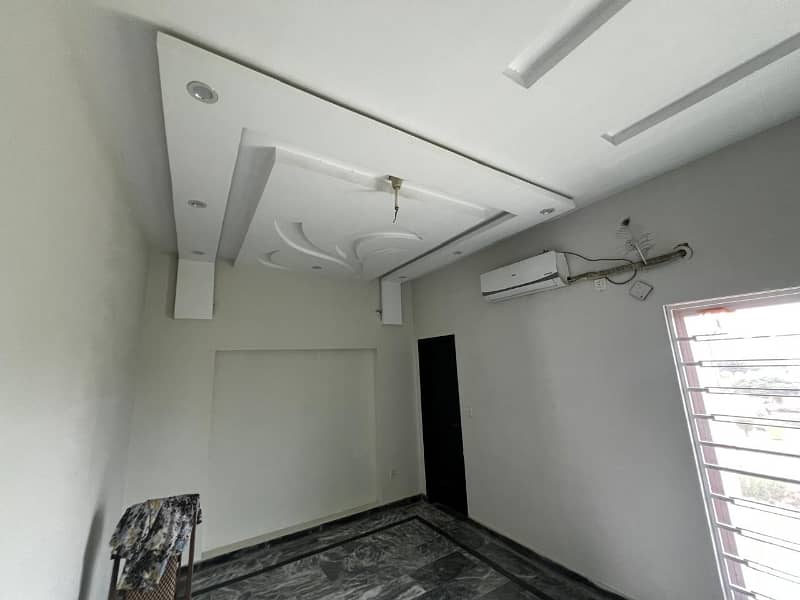 Prime Location 3 Marla House For sale In Lahore 3