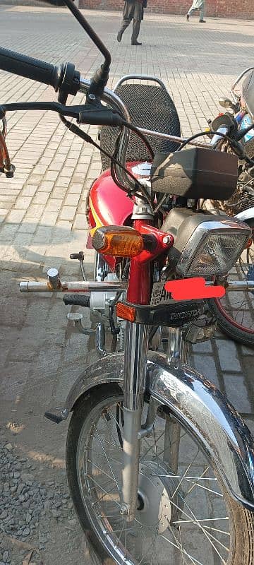 Honda CD70 2025 Model 6