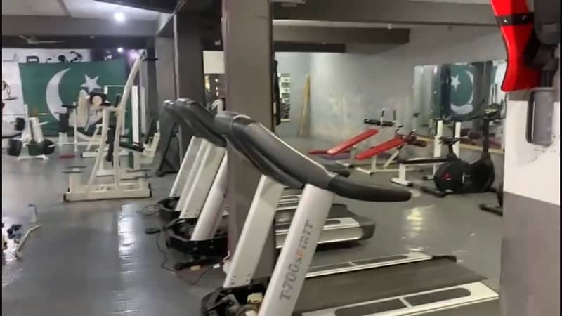 GYM FOR SALE 6 LAK INCOME MONTHLY 300 CUSTOMER 2K FEE EACH PESHAWAR 5