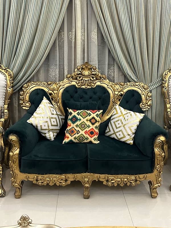 Royal chinyoti sofa set with tables. 3