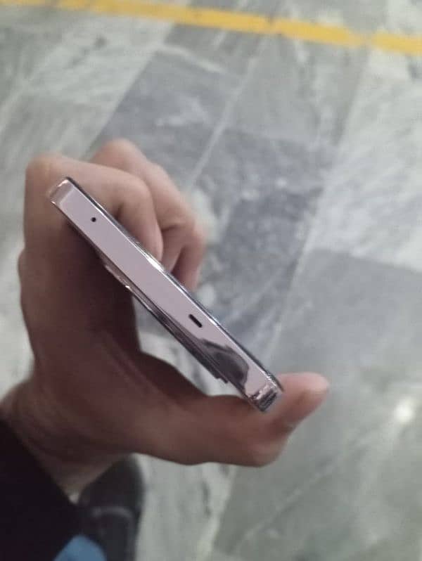 Oppo Reno 12f 5g 3