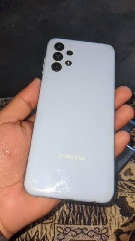 samsung galaxy A13    4/64 3