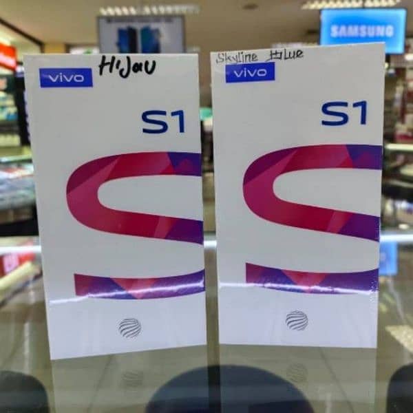 Vivo s1 6/256 2