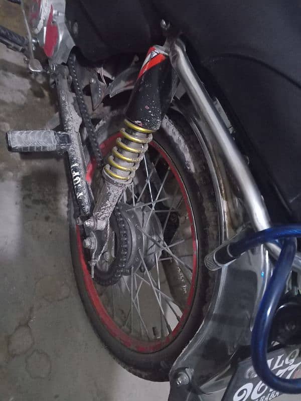 crown bike 10/8 condition enjoin 100% oka ha original Tanki tapy nai h 7