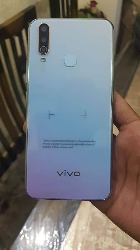 vivo y17 finger print (8/256)gb lush condition 1