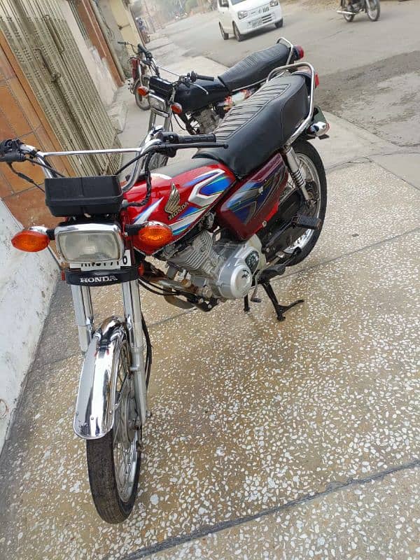 honda 125 new condition 6