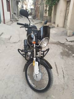 Yamaha 125 for sale urgent