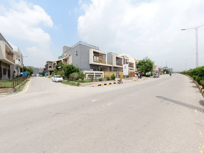 5 Marla Residential Plot Near To MR 11 And FMC Park In Block C1, B17 MPCHS Islamabad 8