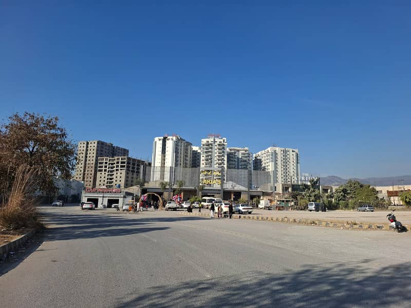 Corner Flat For Sale In Capital Resort E11 Islamabad on Installment 5