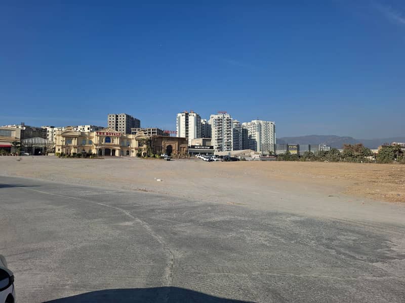 Corner Flat For Sale In Capital Resort E11 Islamabad on Installment 10