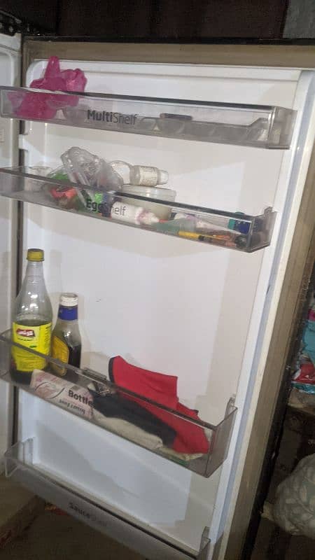 Dawalance Refrigerator 0