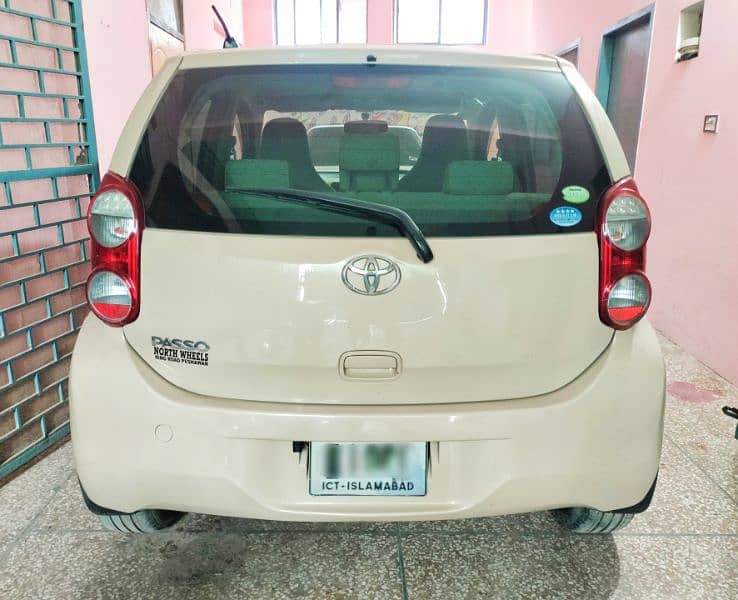 Toyota Passo 2012 3