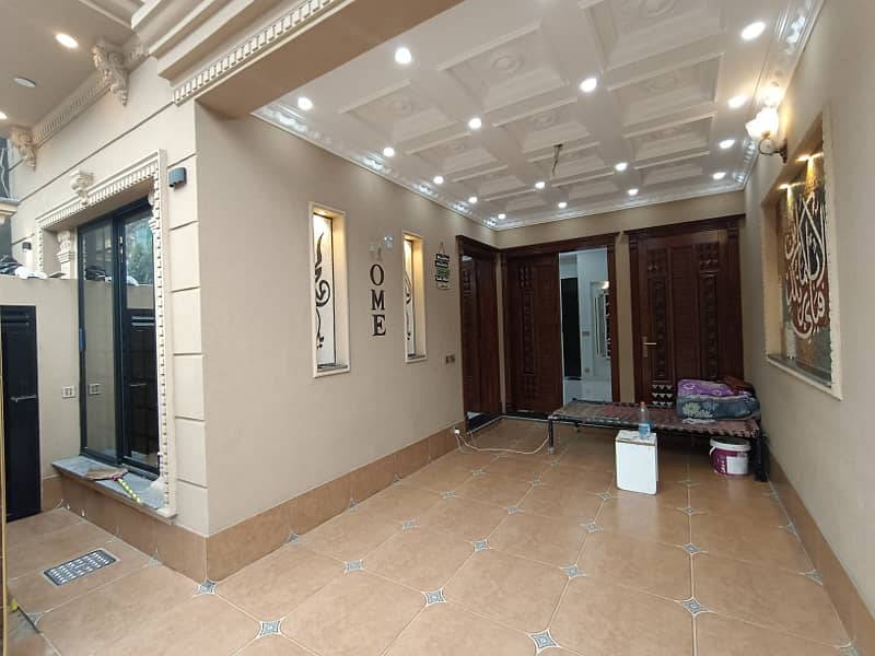 5 Marla Very Beautiful Luxury Brand New Spanish House For SALE In Johar Town Super Hot Location Near Park or Market 3