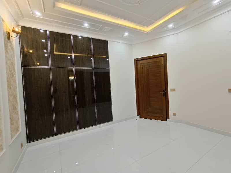 5 Marla Very Beautiful Luxury Brand New Spanish House For SALE In Johar Town Super Hot Location Near Park or Market 13