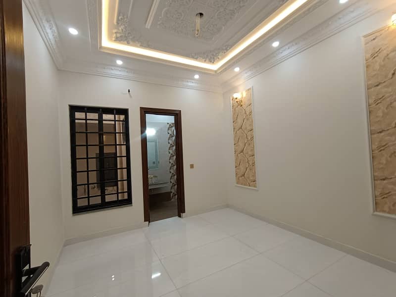 5 Marla Very Beautiful Luxury Brand New Spanish House For SALE In Johar Town Super Hot Location Near Park or Market 31