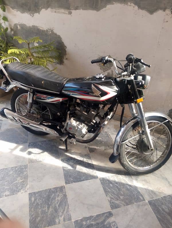 honda cg125 bike 0