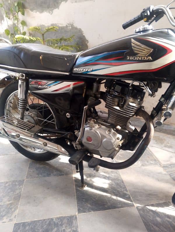 honda cg125 bike 4