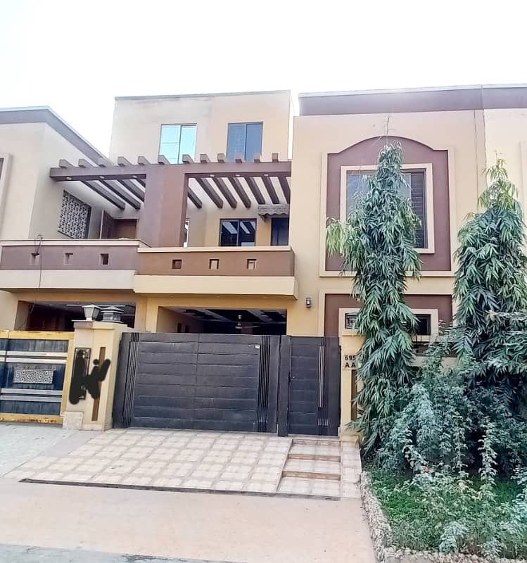 5 Marla House For Rent in bahria Town Lahore 0