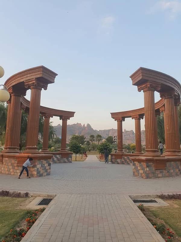 8 Marla Corner Residencial plot available for sale in Faisal Town phase 1 of block A islamabad pakistan 8