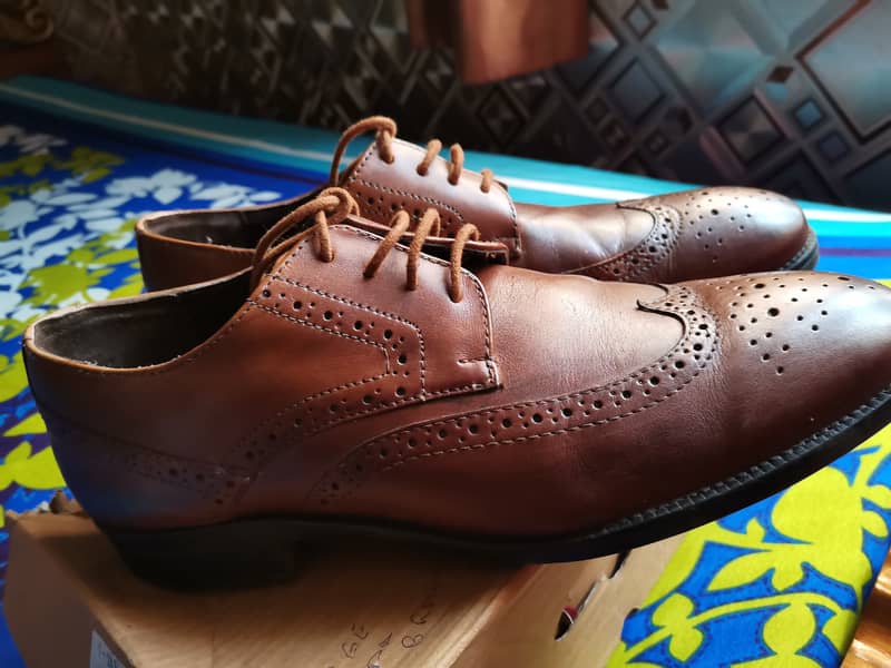 Oxford Brogue Shoes NDURE BATA Size 43/9 5