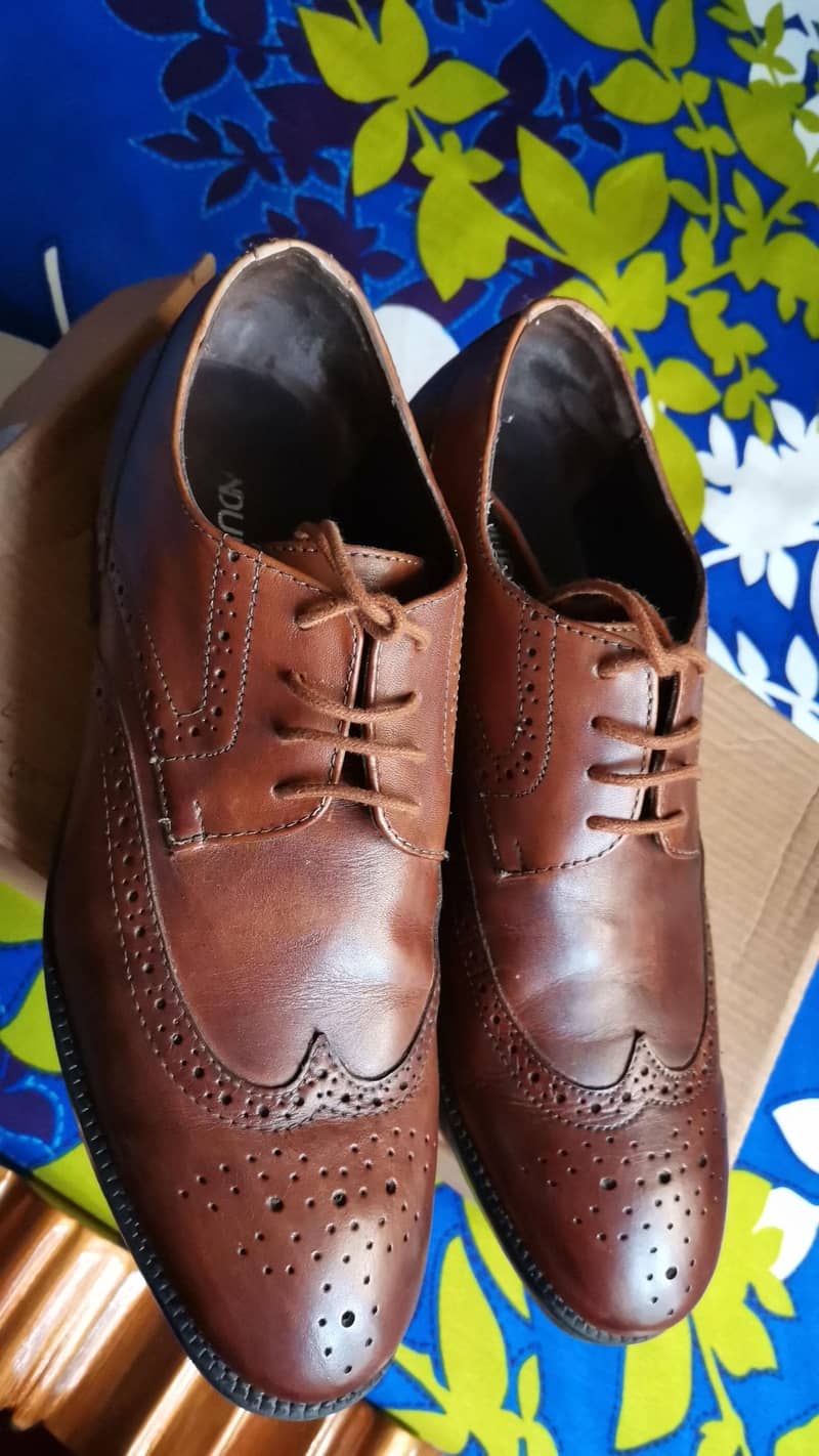 Oxford Brogue Shoes NDURE BATA Size 43/9 9