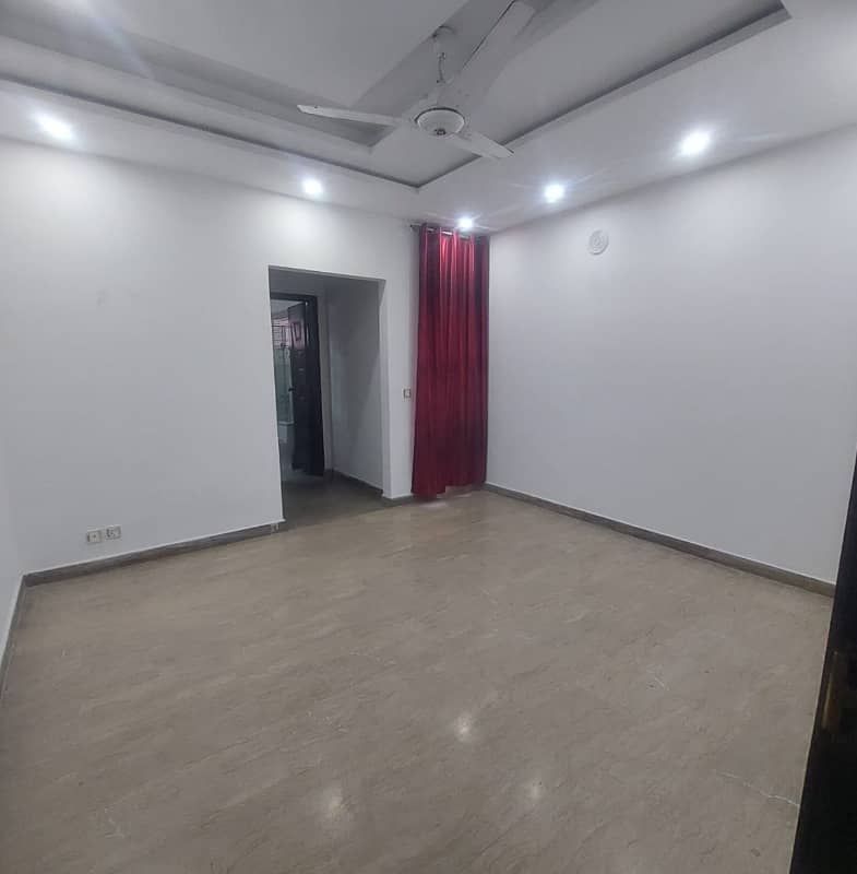 10 Marla Upper Portion 3 bed For Rent Divine Garden Airport Road Near Dha Phase 8 ( Lower Lock ) 1