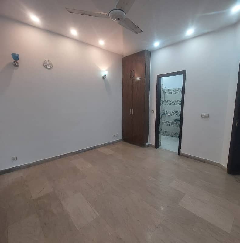 10 Marla Upper Portion 3 bed For Rent Divine Garden Airport Road Near Dha Phase 8 ( Lower Lock ) 7