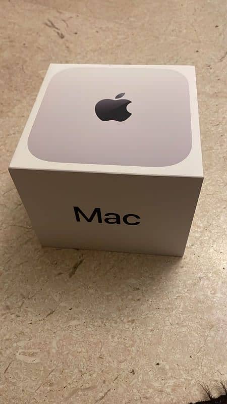 Apple Mac Mini 2024 M4 chip 16GB Unified Memory 256GB SSD 0