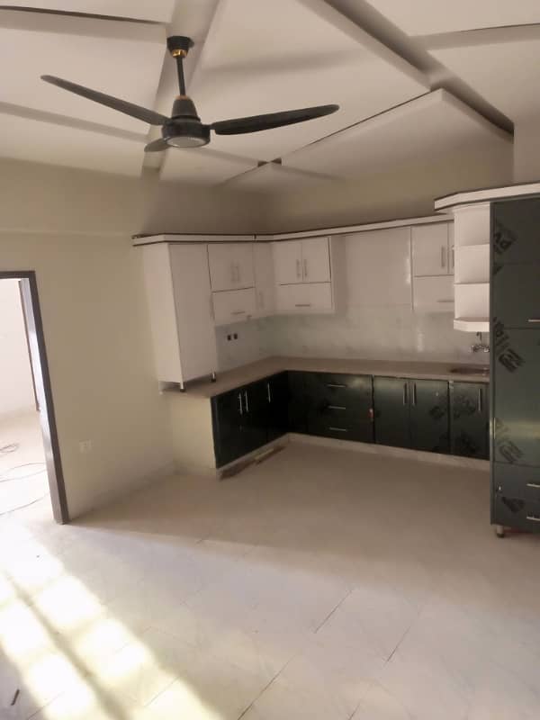 Brand New *3 Bed Lounge* Apartment With *Roof* 5