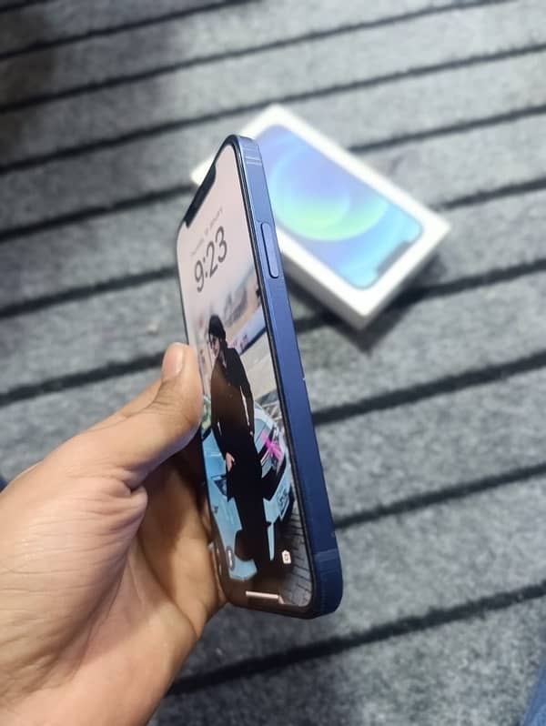 iphone 12 64 gb box bi sat ha non pta batry hlth 80% wtsap 03244973986 5