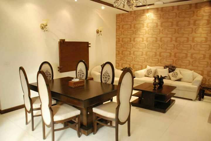 01 Kanal Slightly Used Well Maintained Like Brand New Most Elegant Bungalow For Sale In DHA Phase-1 Near To Park 2