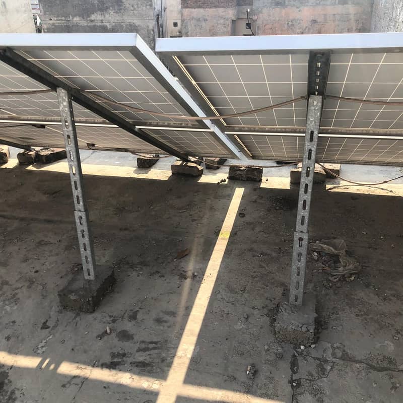 Solar Panel with stand 450W X 8 5